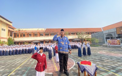 UPACARA HUT Ke-81 RI di SMPN 2 PEKALONGAN